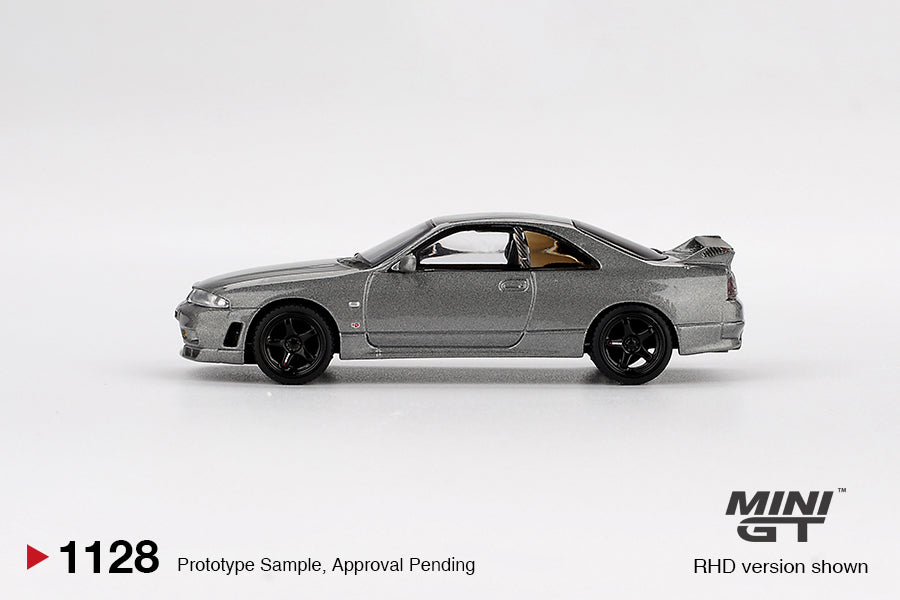 NISSAN Skyline GT-R Dark Metal Gray (NISMO BCNR33 CRS Version) Mini GT