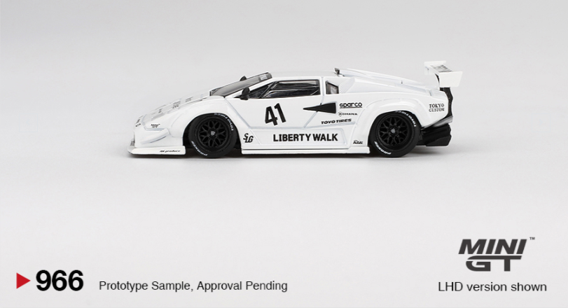 Mini GT Lamborghini Countach LB-WORKS White 2024 Tokyo Auto Salon