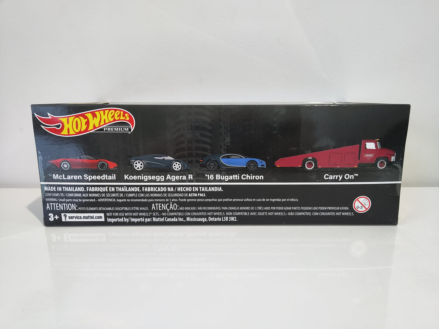 Hot Wheels Premium Diorama Set, Bugatti, Koenigsegg, McLaren and Carry On