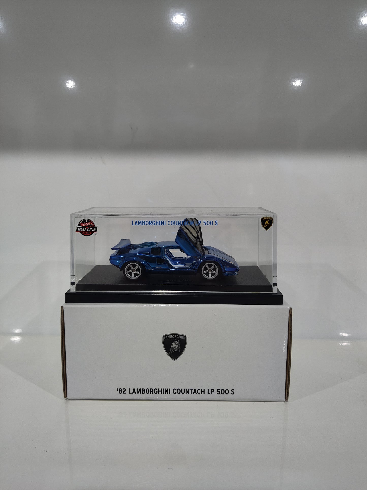 Hot Wheels RLC sealed '82 LAMBORGHINI COUNTACH LP 500 S
