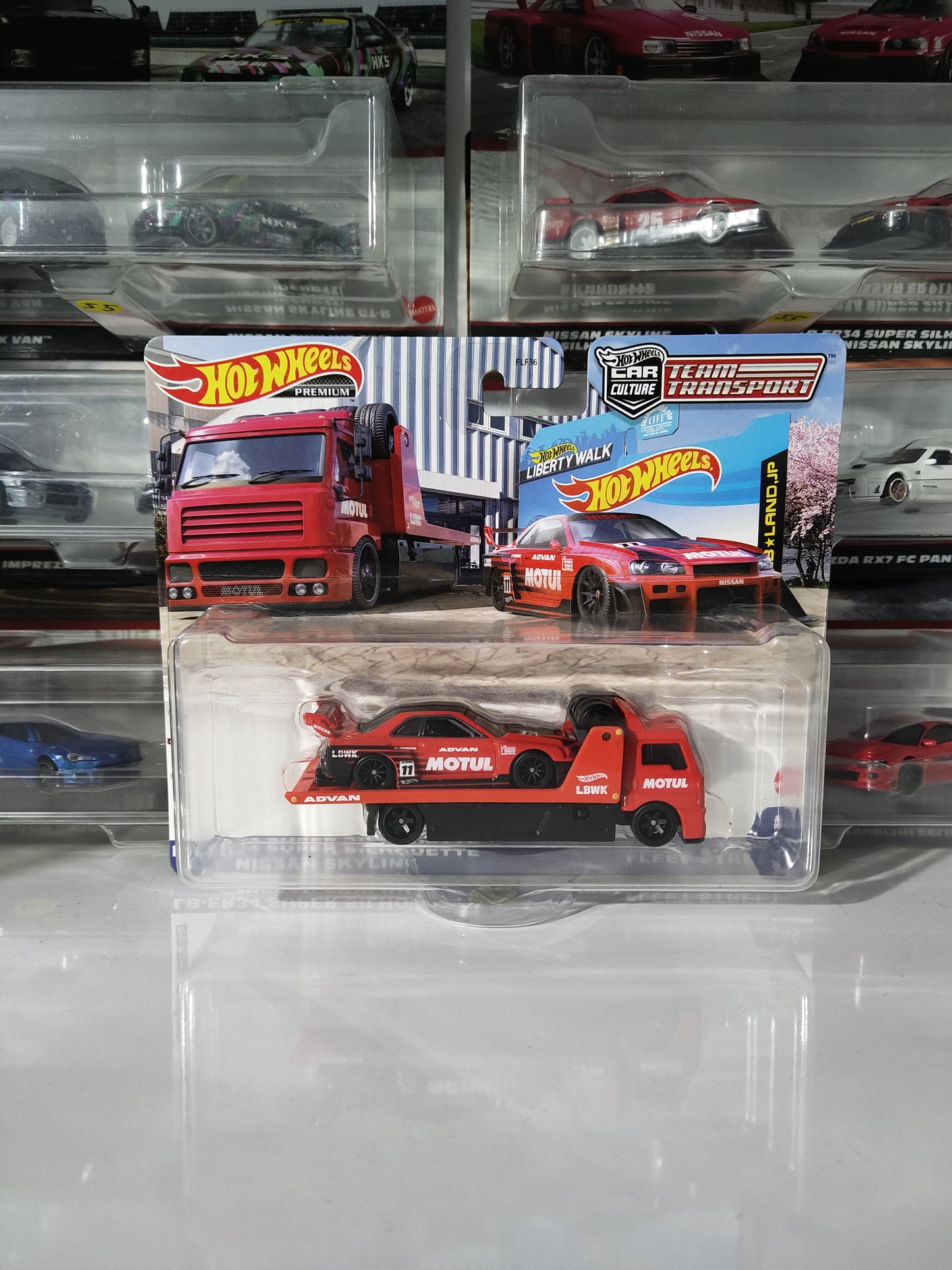 Hot Wheels Team Transport #44