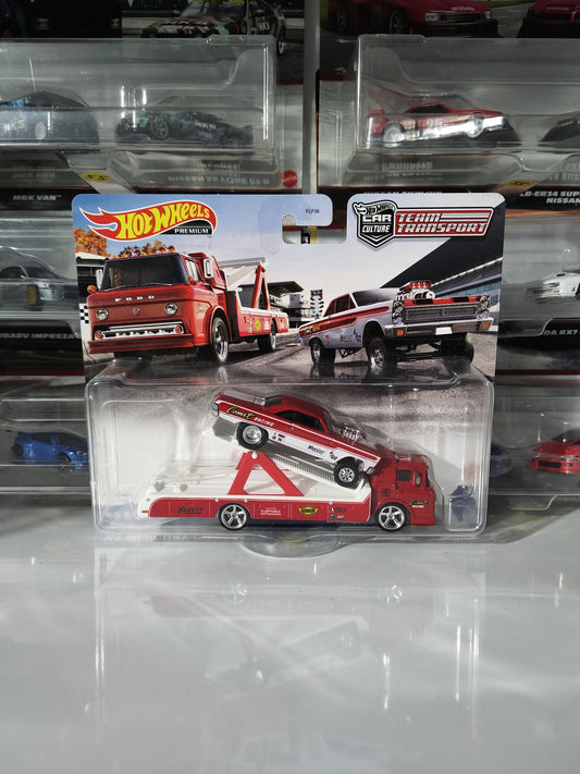 Hot Wheels Team Transport #28
