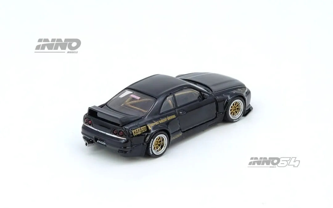 INNO64 NISSAN SKYLINE GT-R (R33) "PANDEM / ROCKET BUNNY"