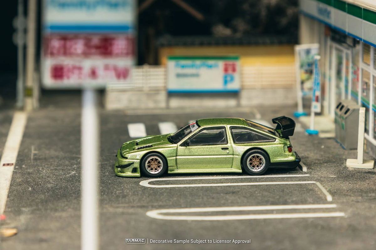 Tarmac Works Toyota Sprinter Trueno AE86 Widebody Green – T64G-060-GR 1:64 scale