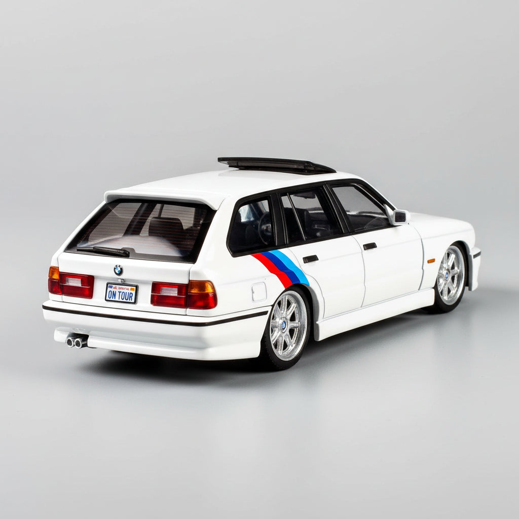 Hot Wheels ELITE 64 1990 BMW 318i Touring