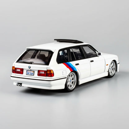 Hot Wheels ELITE 64 1990 BMW 318i Touring
