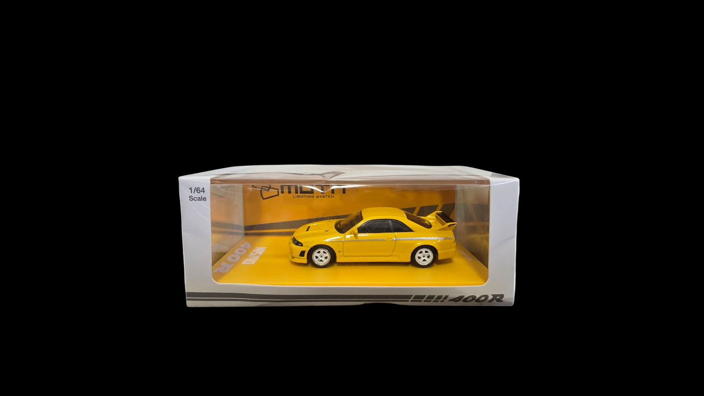 KYOSHO NISMO 400R + KYOSHO 1/64 MOTN LED BASE SYSTEM