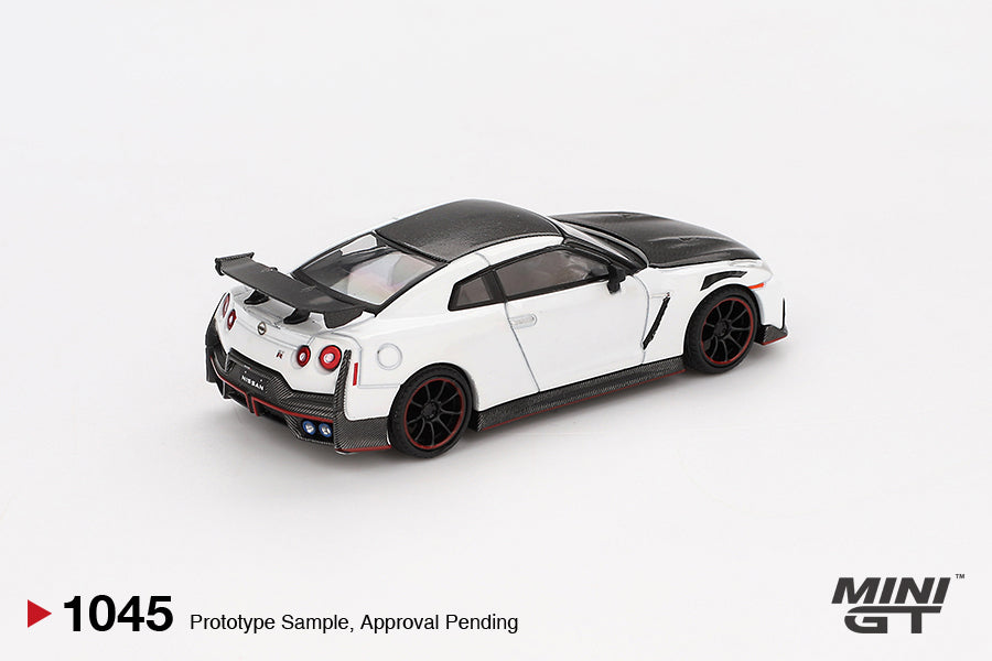 Nissan GT-R Nismo 2024 Brilliant White Pearl Mini GT