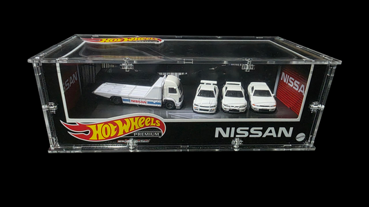 Hot Wheels Premium Diorama Nissan GT-R Set R32, R33, R34 and Truck Hard Acrylic Case included