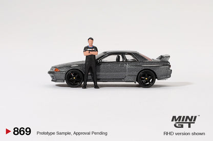 Nissan Skyline GT-R (R32) Mini GT W/Matsuda Figure Mini GT