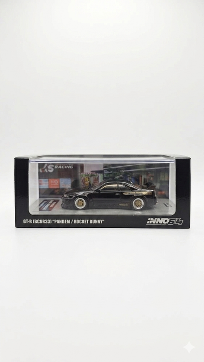 INNO64 NISSAN SKYLINE GT-R (R33) "PANDEM / ROCKET BUNNY"