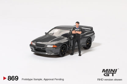 Nissan Skyline GT-R (R32) Mini GT W/Matsuda Figure Mini GT