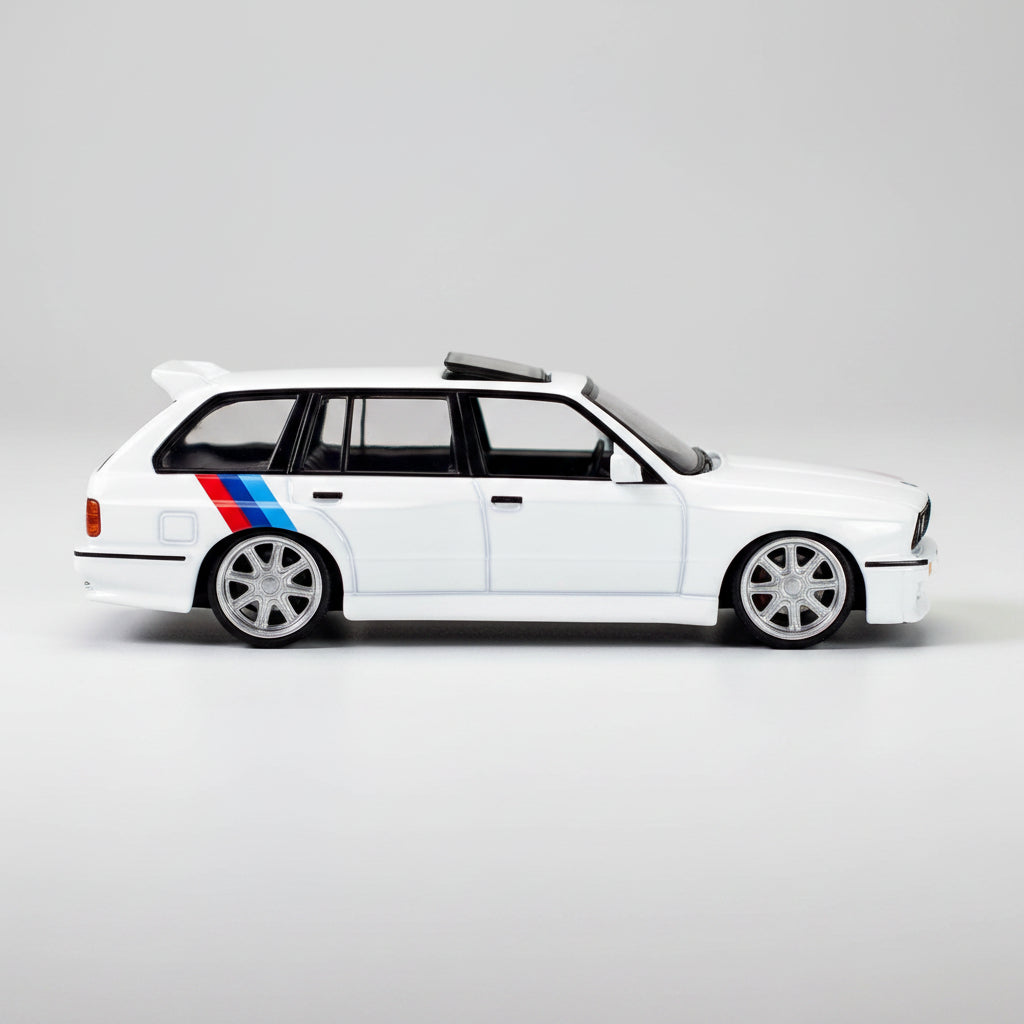 Hot Wheels ELITE 64 1990 BMW 318i Touring
